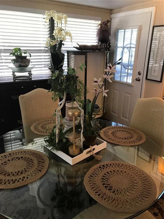 На продажу: $215,000 (2 спален, 2 ванн, 1222 Квадратных фут)