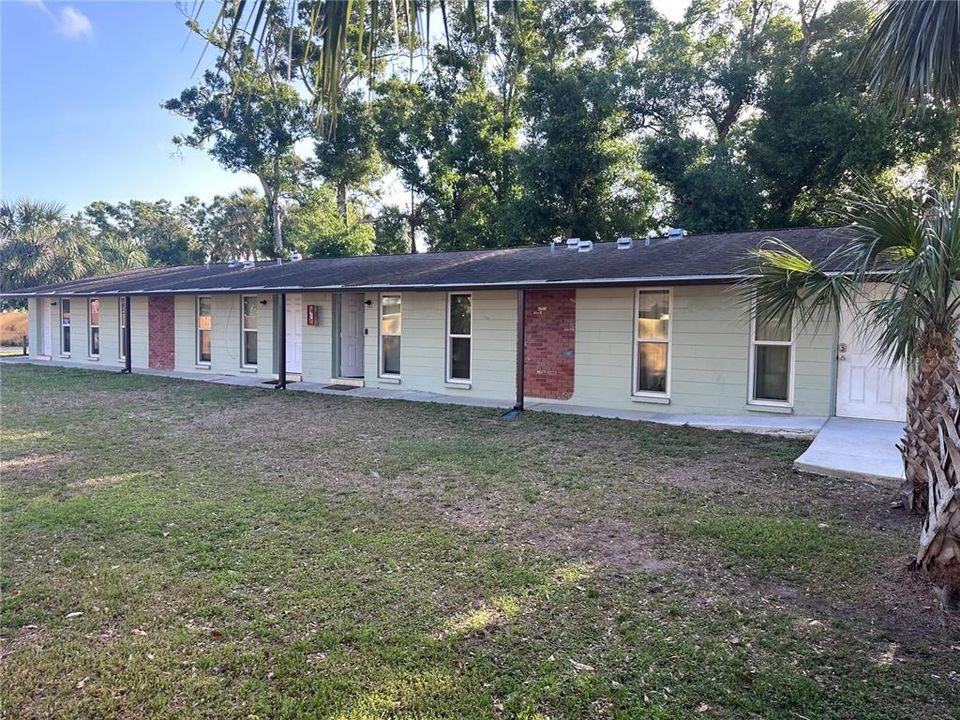 Recently Rented: $1,600 (2 beds, 1 baths, 700 Square Feet)