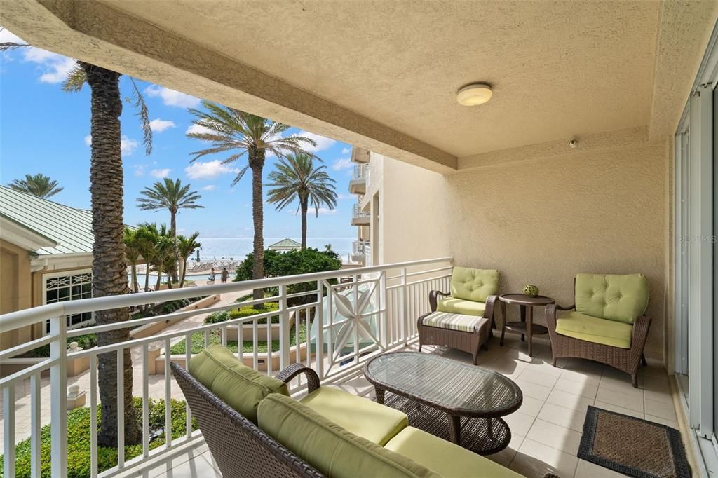 Recently Sold: $1,549,500 (2 beds, 2 baths, 1840 Square Feet)