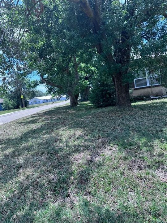 Под контрактом: $119,800 (2 спален, 1 ванн, 1353 Квадратных фут)