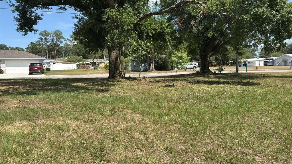 Под контрактом: $119,800 (2 спален, 1 ванн, 1353 Квадратных фут)