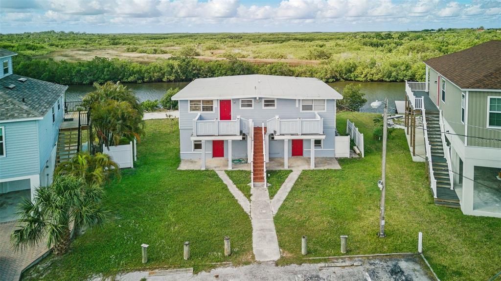 Под контрактом: $499,000 (4 спален, 4 ванн, 2577 Квадратных фут)