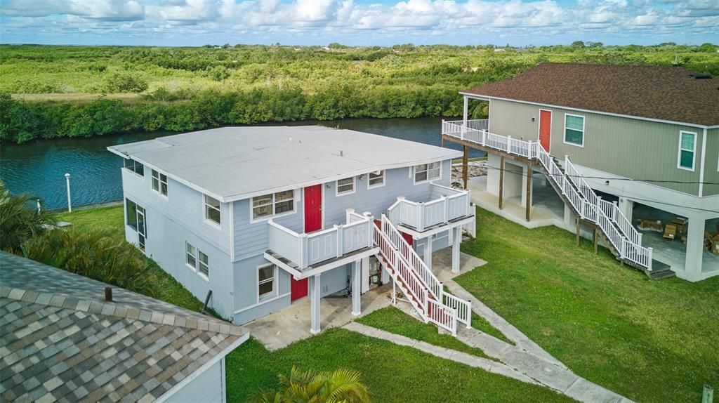 Под контрактом: $499,000 (4 спален, 4 ванн, 2577 Квадратных фут)