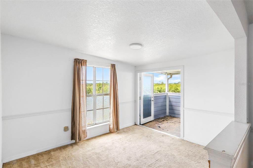 Под контрактом: $499,000 (4 спален, 4 ванн, 2577 Квадратных фут)