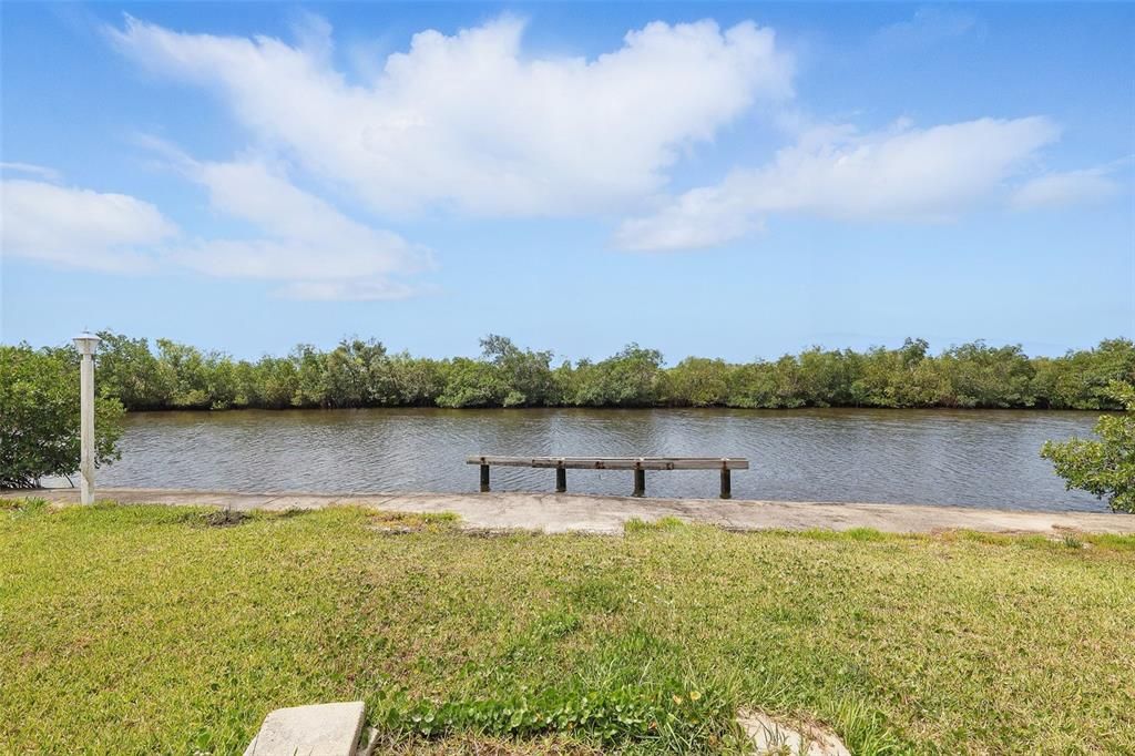 Под контрактом: $499,000 (4 спален, 4 ванн, 2577 Квадратных фут)