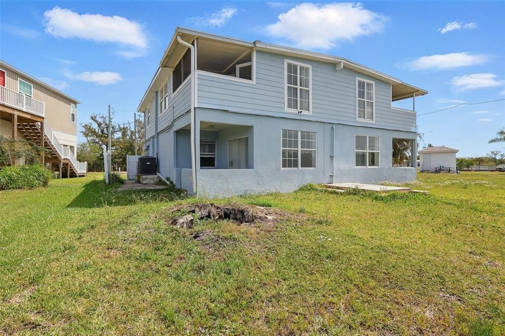 Под контрактом: $499,000 (4 спален, 4 ванн, 2577 Квадратных фут)