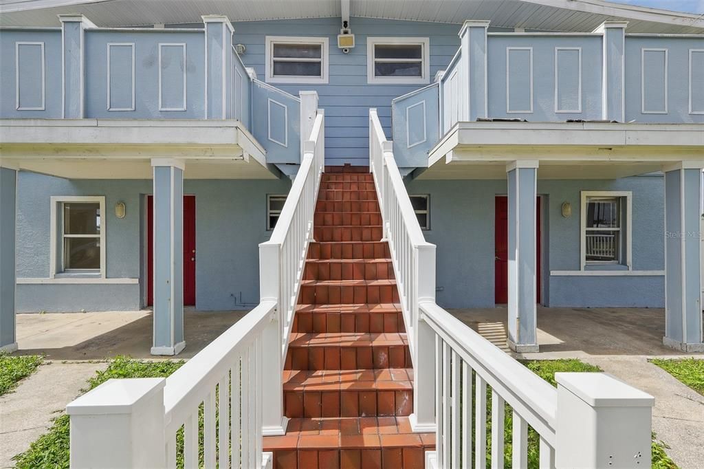 Под контрактом: $499,000 (4 спален, 4 ванн, 2577 Квадратных фут)