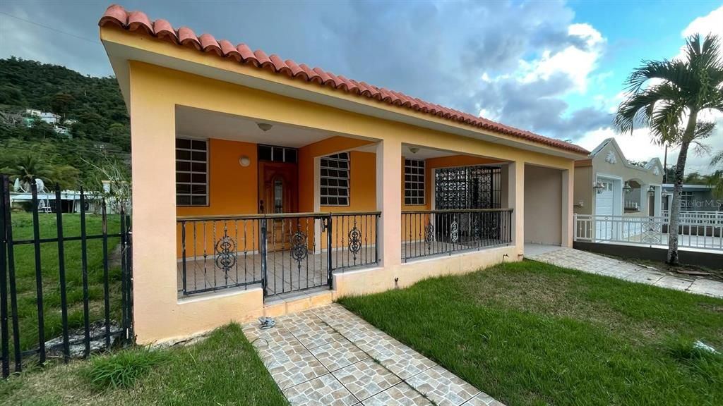 Vendido Recientemente: $105,000 (3 camas, 2 baños, 1770 Pies cuadrados)