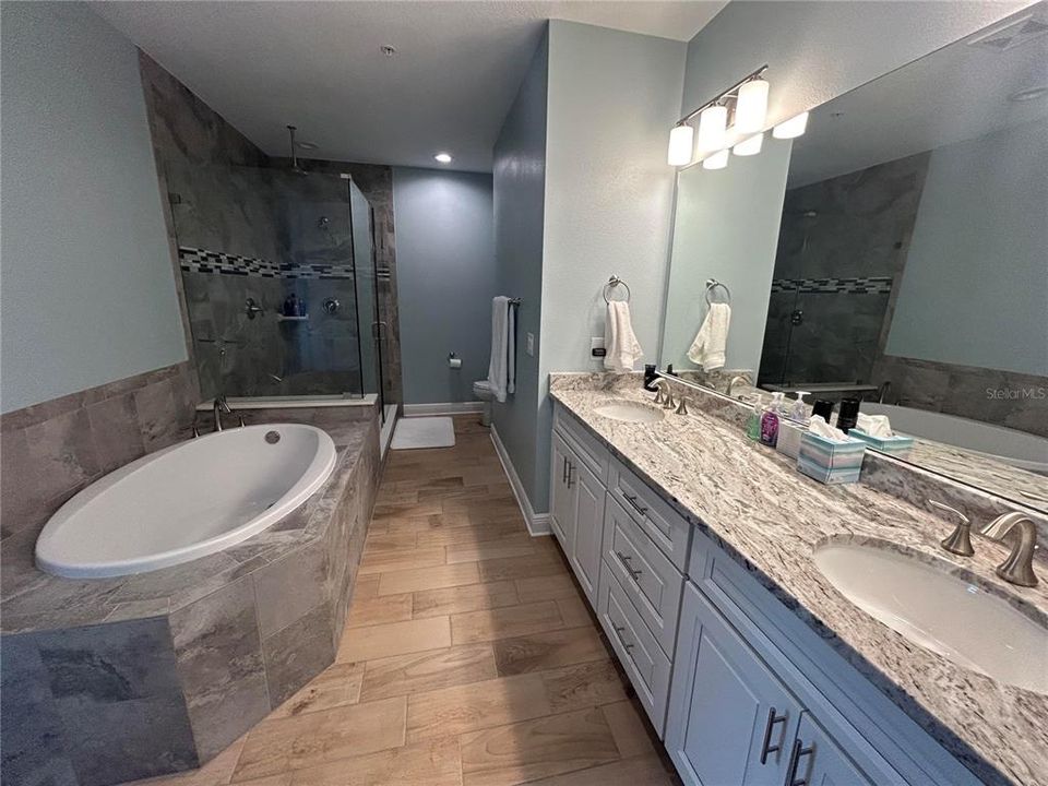 For Rent: $4,900 (3 beds, 2 baths, 1857 Square Feet)