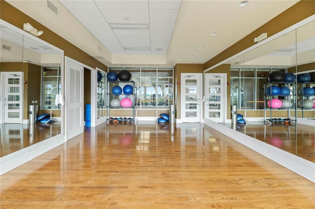 待售: $314,000 (2 贝兹, 2 浴室, 1689 平方英尺)