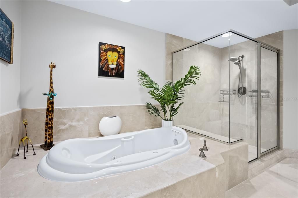 待售: $314,000 (2 贝兹, 2 浴室, 1689 平方英尺)