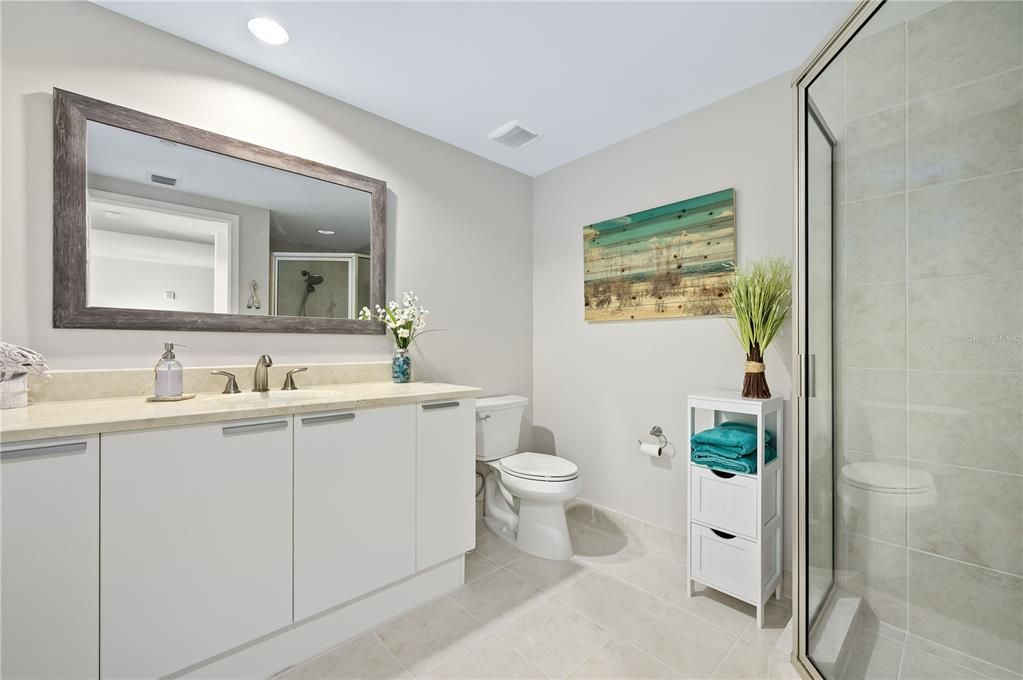 待售: $314,000 (2 贝兹, 2 浴室, 1689 平方英尺)