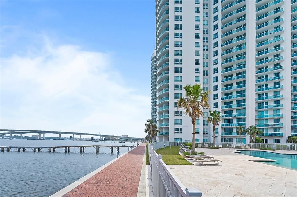 待售: $314,000 (2 贝兹, 2 浴室, 1689 平方英尺)