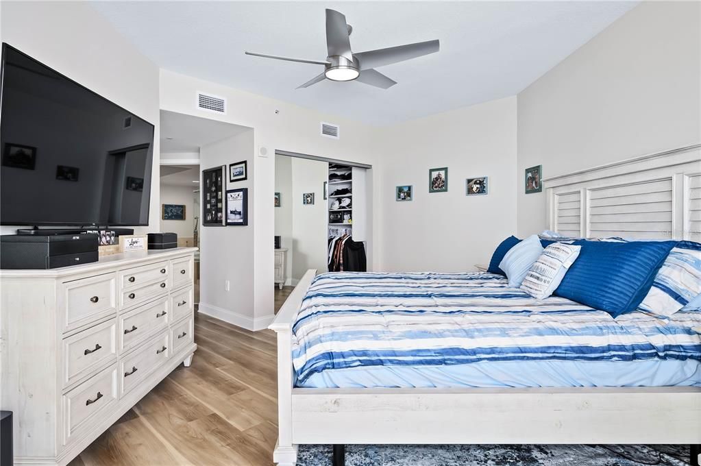 待售: $314,000 (2 贝兹, 2 浴室, 1689 平方英尺)