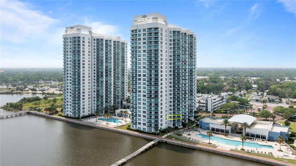 待售: $314,000 (2 贝兹, 2 浴室, 1689 平方英尺)