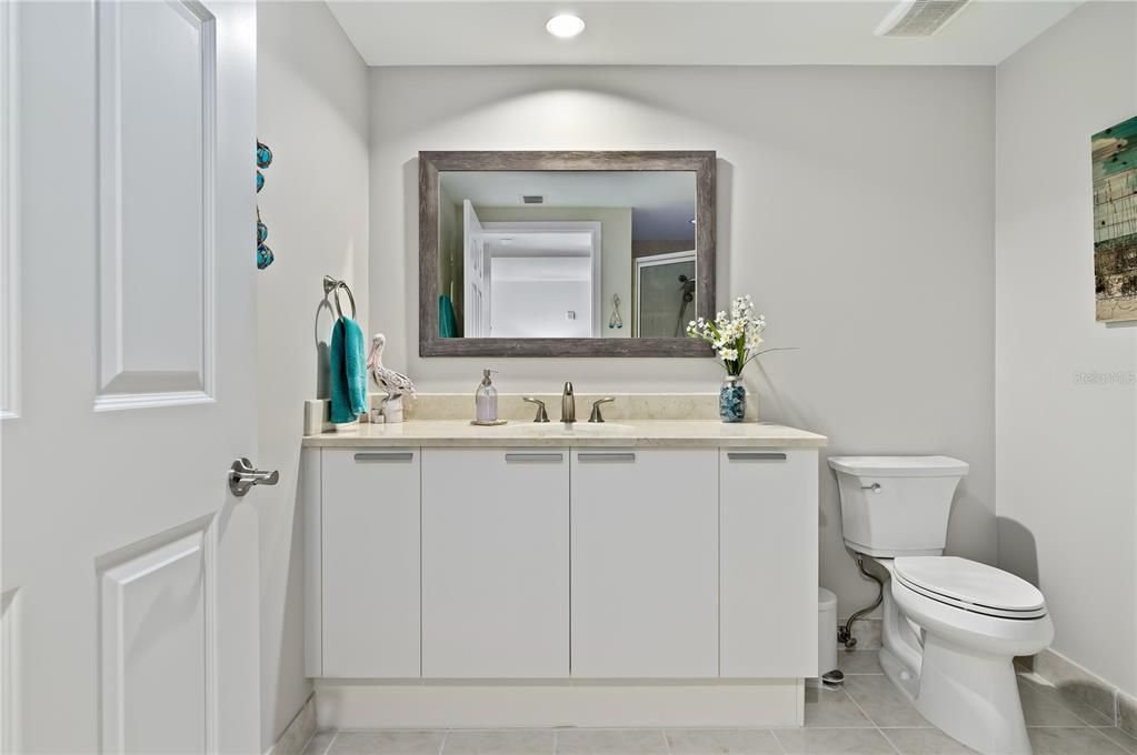 待售: $314,000 (2 贝兹, 2 浴室, 1689 平方英尺)