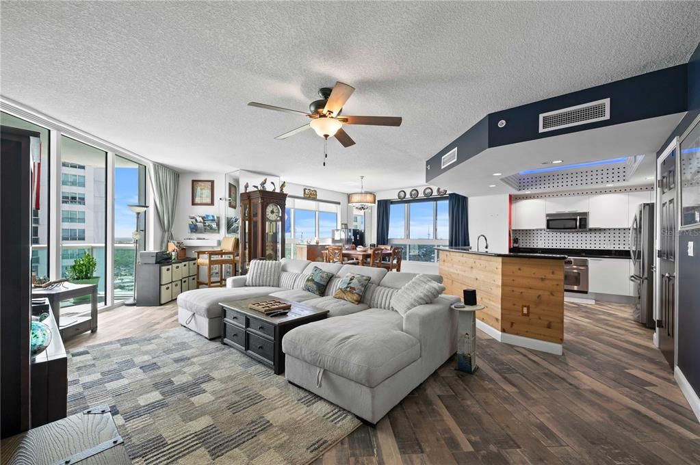 待售: $419,000 (3 贝兹, 3 浴室, 2079 平方英尺)