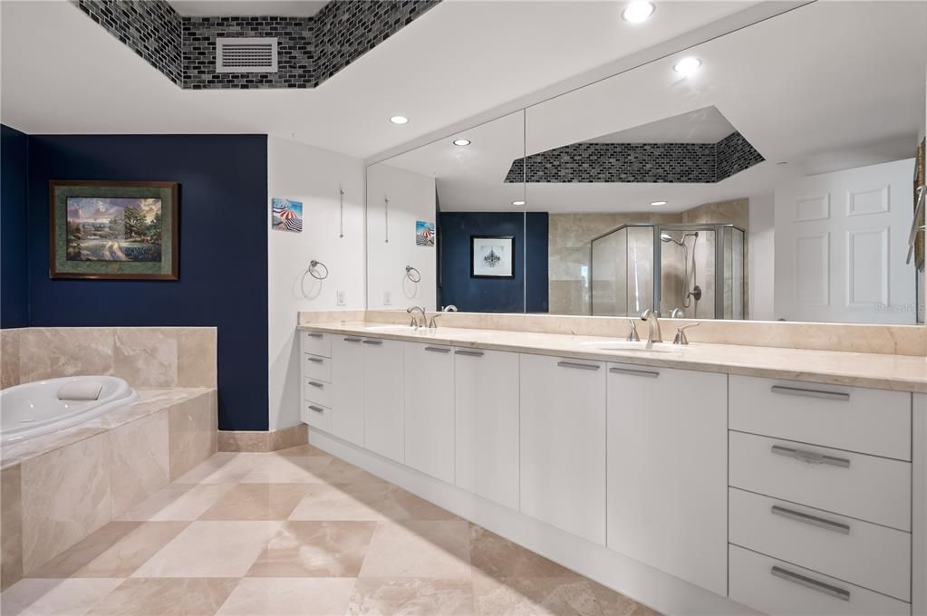 待售: $419,000 (3 贝兹, 3 浴室, 2079 平方英尺)