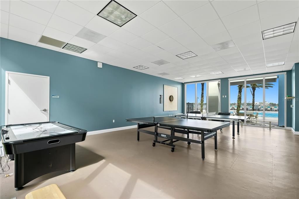 待售: $419,000 (3 贝兹, 3 浴室, 2079 平方英尺)