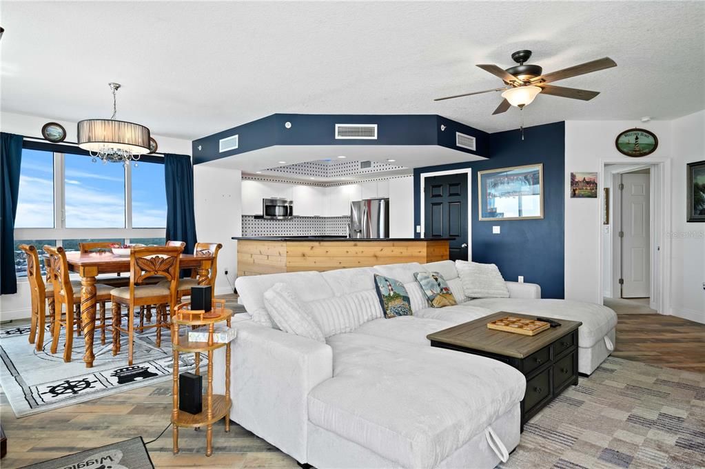 待售: $419,000 (3 贝兹, 3 浴室, 2079 平方英尺)