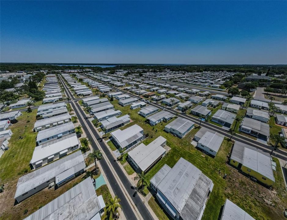 合同活跃: $99,900 (2 贝兹, 2 浴室, 850 平方英尺)