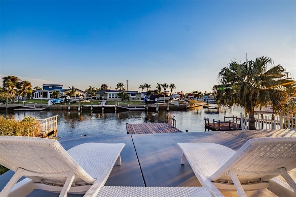 For Rent: $2,850 (2 beds, 2 baths, 1216 Square Feet)