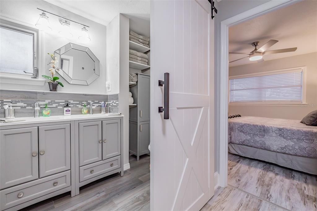 For Rent: $2,850 (2 beds, 2 baths, 1216 Square Feet)