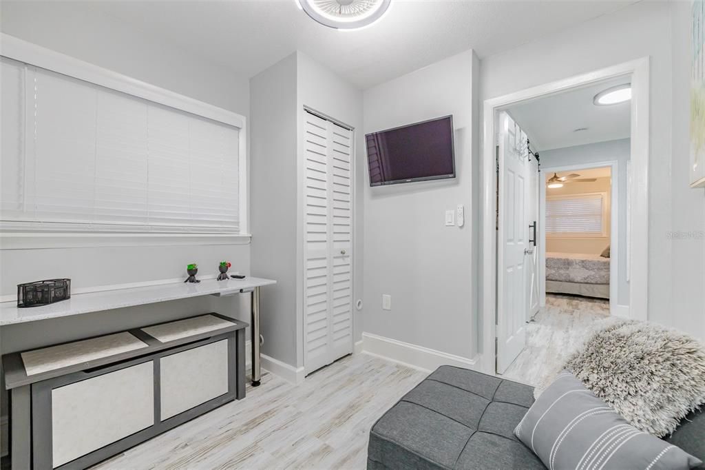 For Rent: $2,850 (2 beds, 2 baths, 1216 Square Feet)