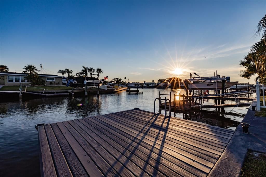 For Rent: $2,850 (2 beds, 2 baths, 1216 Square Feet)