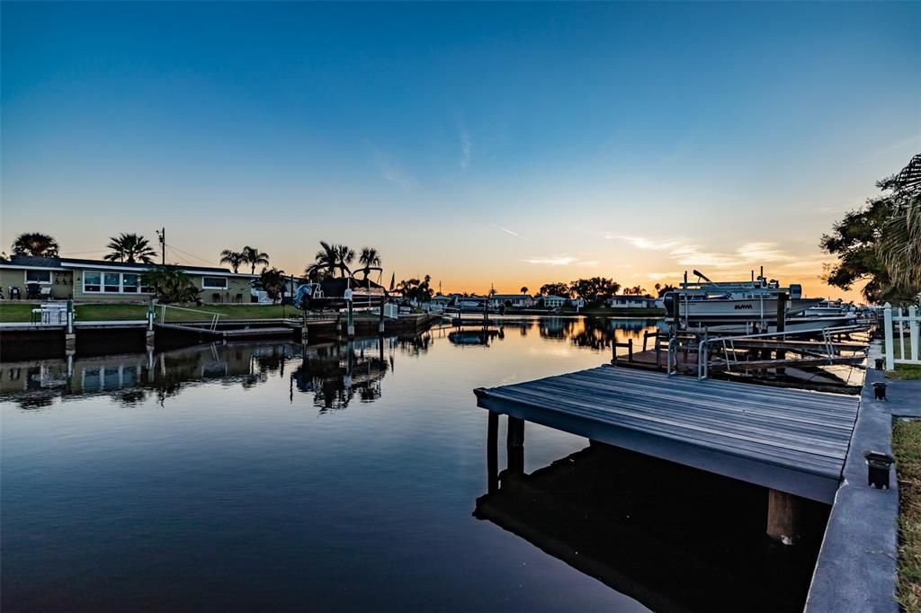 For Rent: $2,850 (2 beds, 2 baths, 1216 Square Feet)