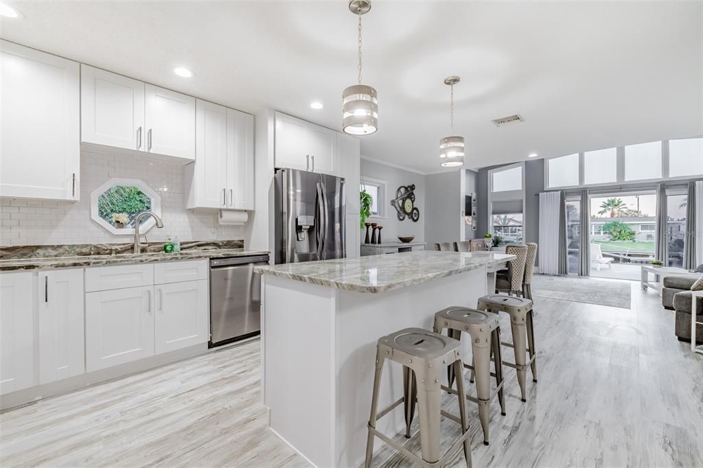 For Rent: $2,850 (2 beds, 2 baths, 1216 Square Feet)