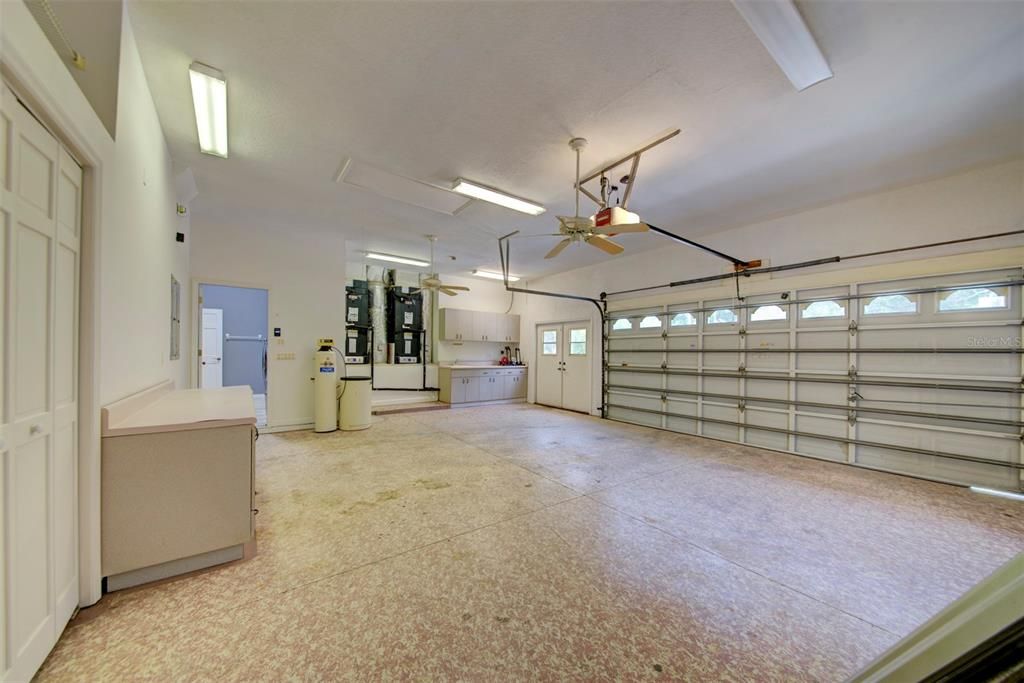 En Venta: $765,900 (4 camas, 3 baños, 3222 Pies cuadrados)