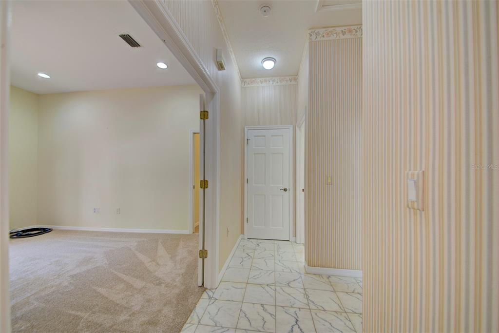 En Venta: $765,900 (4 camas, 3 baños, 3222 Pies cuadrados)