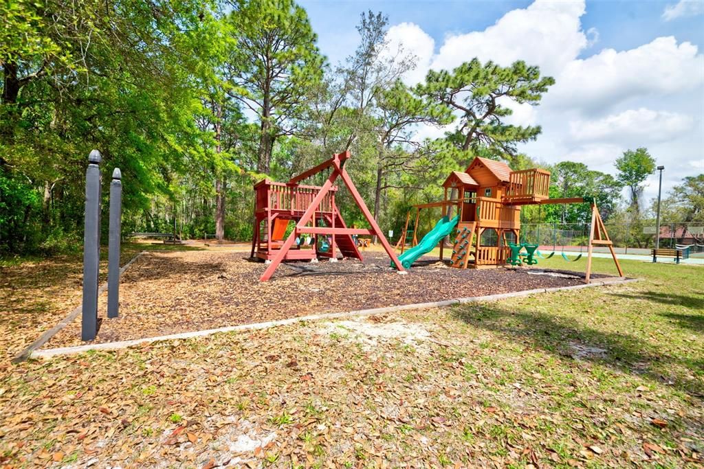 En Venta: $765,900 (4 camas, 3 baños, 3222 Pies cuadrados)