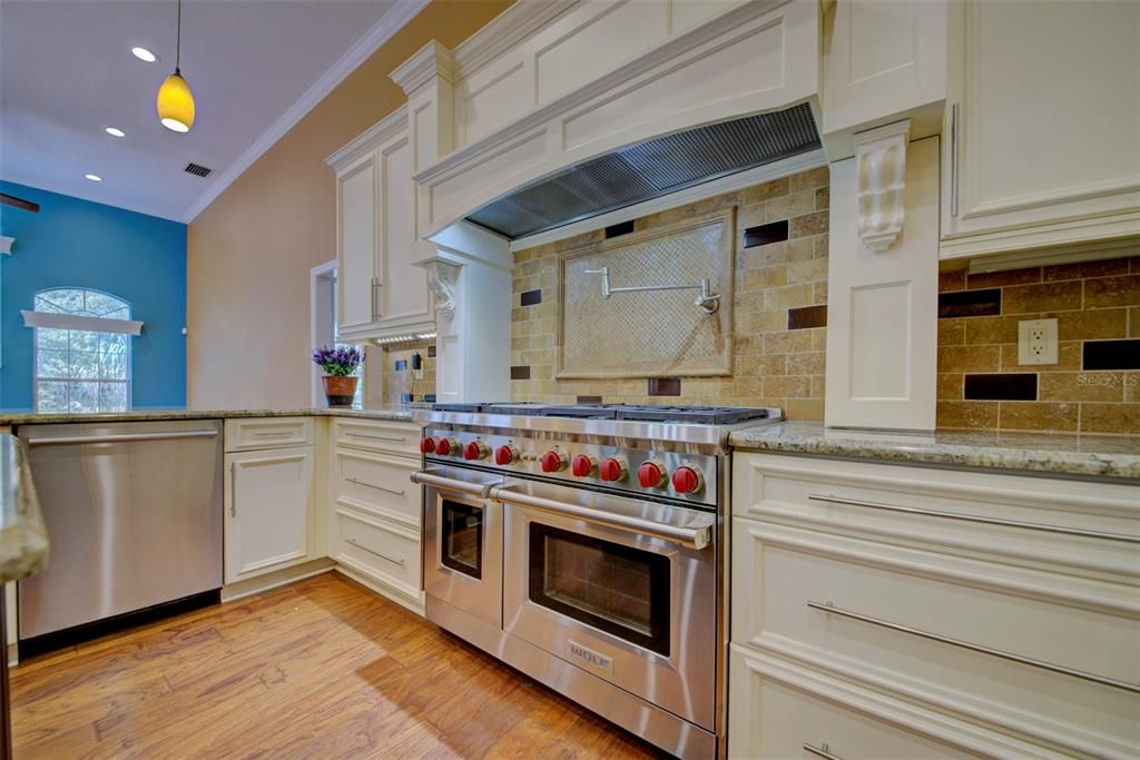 En Venta: $765,900 (4 camas, 3 baños, 3222 Pies cuadrados)