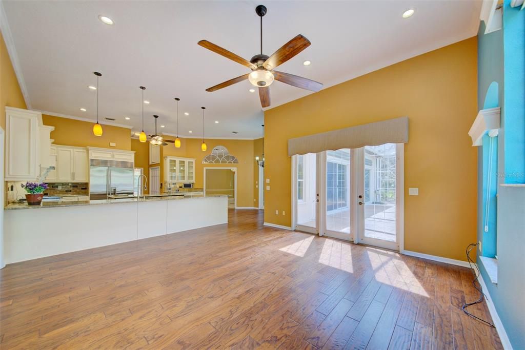 En Venta: $765,900 (4 camas, 3 baños, 3222 Pies cuadrados)