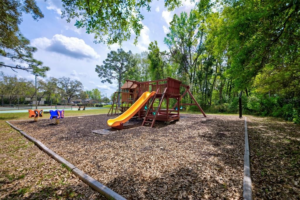 En Venta: $765,900 (4 camas, 3 baños, 3222 Pies cuadrados)