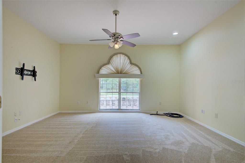 En Venta: $765,900 (4 camas, 3 baños, 3222 Pies cuadrados)