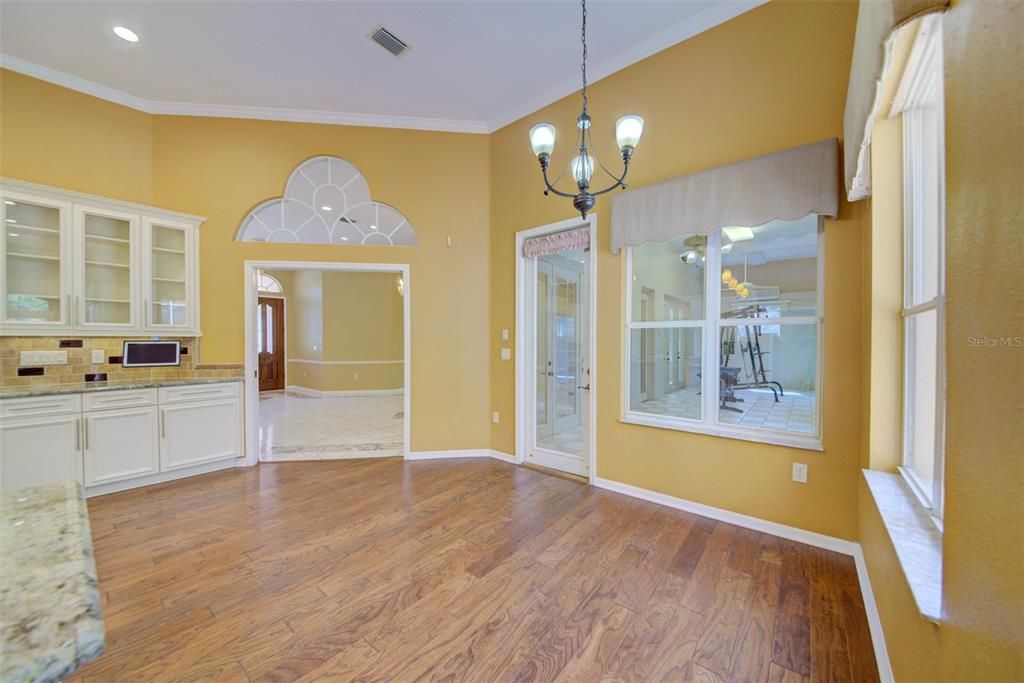 En Venta: $765,900 (4 camas, 3 baños, 3222 Pies cuadrados)