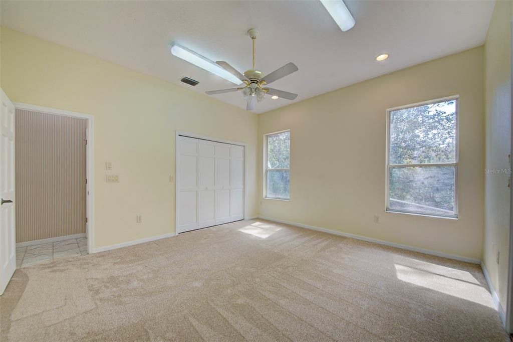 En Venta: $765,900 (4 camas, 3 baños, 3222 Pies cuadrados)