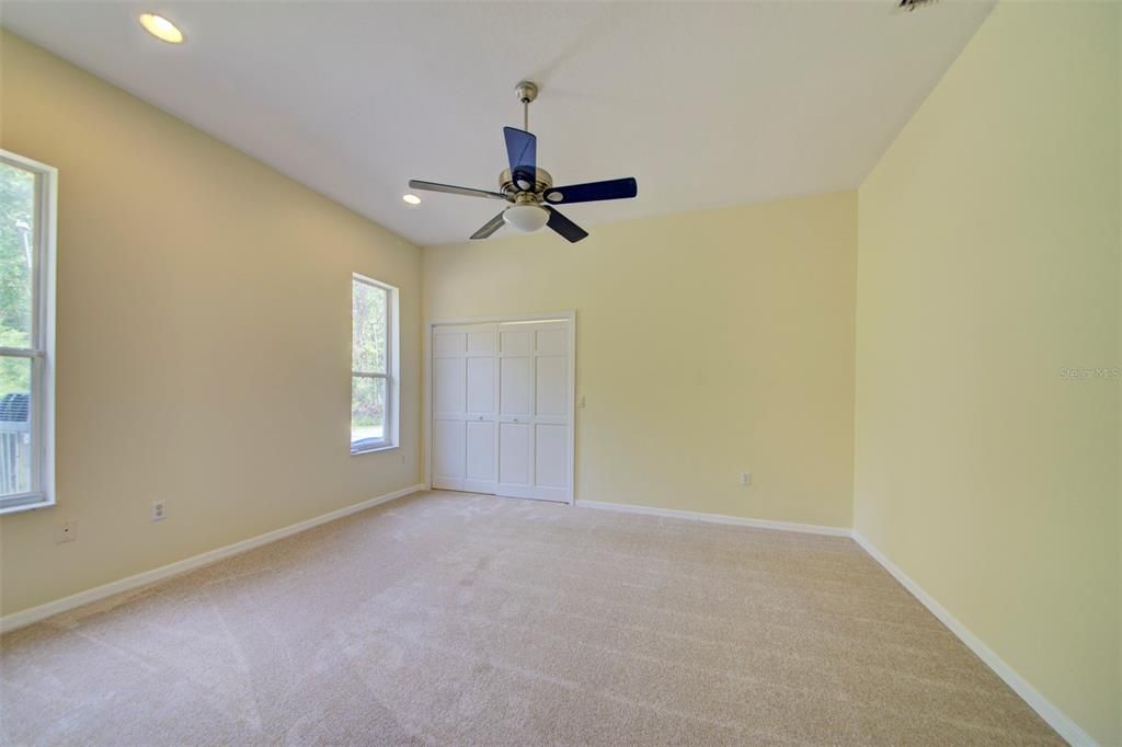 En Venta: $765,900 (4 camas, 3 baños, 3222 Pies cuadrados)