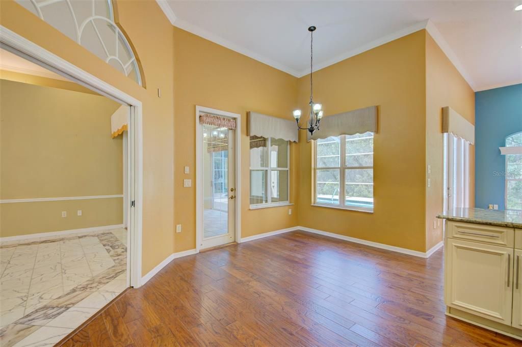 En Venta: $765,900 (4 camas, 3 baños, 3222 Pies cuadrados)