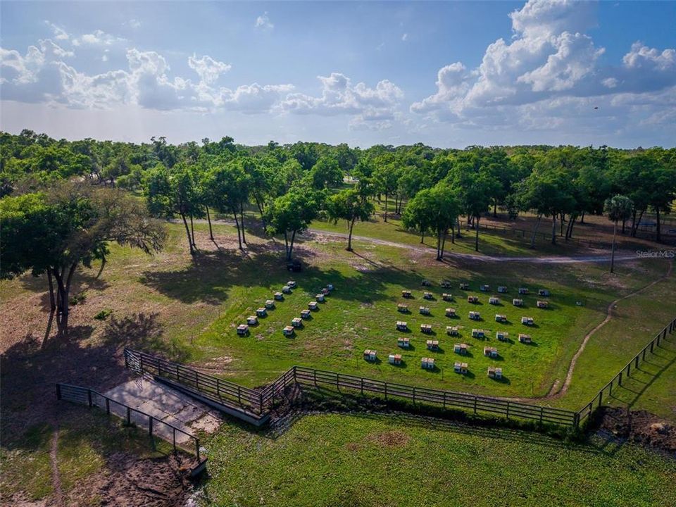 待售: $2,000,000 (62.02 acres)