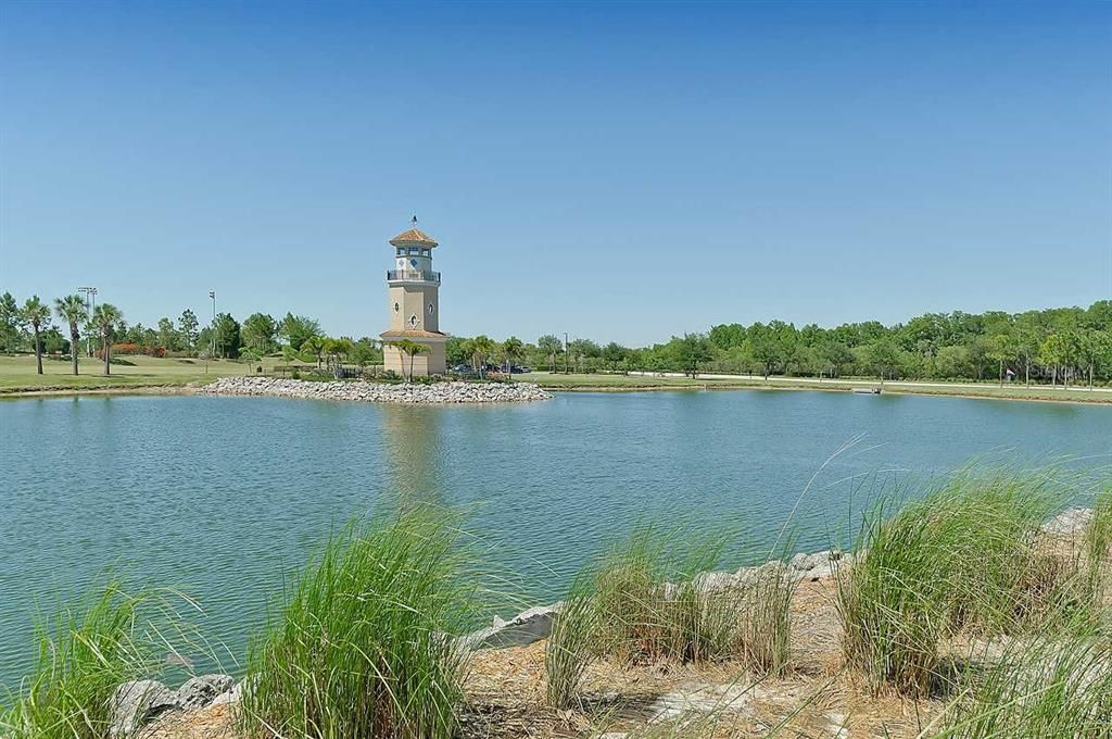 Active With Contract: $715,000 (4 beds, 3 baths, 2826 Square Feet)