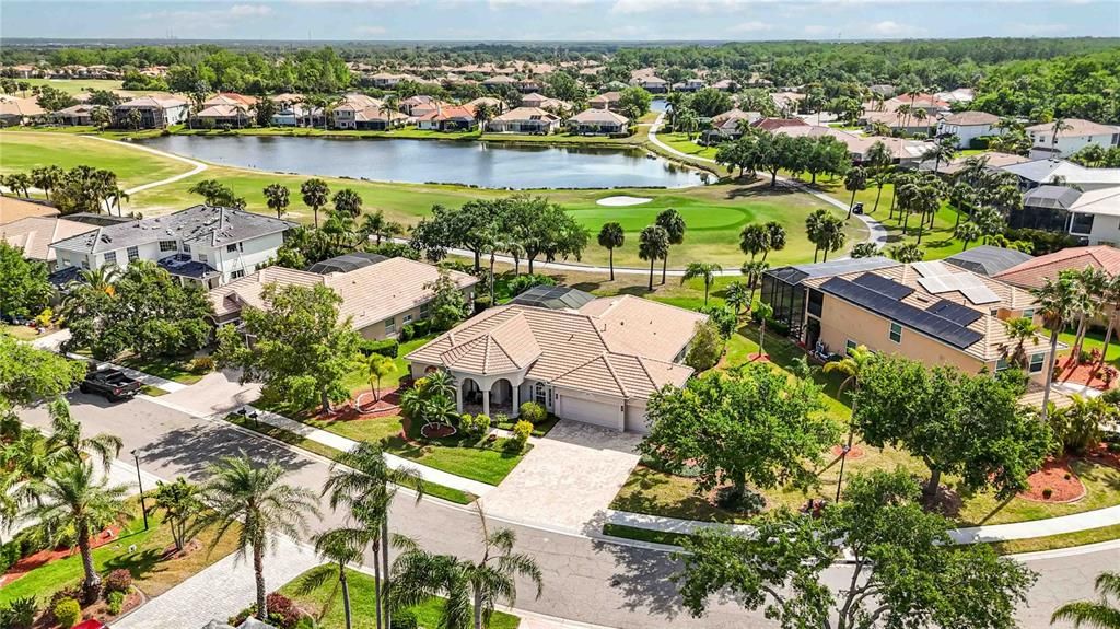 Active With Contract: $715,000 (4 beds, 3 baths, 2826 Square Feet)