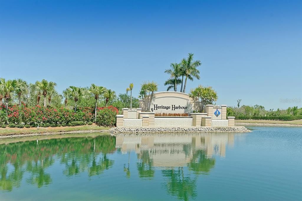 Active With Contract: $715,000 (4 beds, 3 baths, 2826 Square Feet)