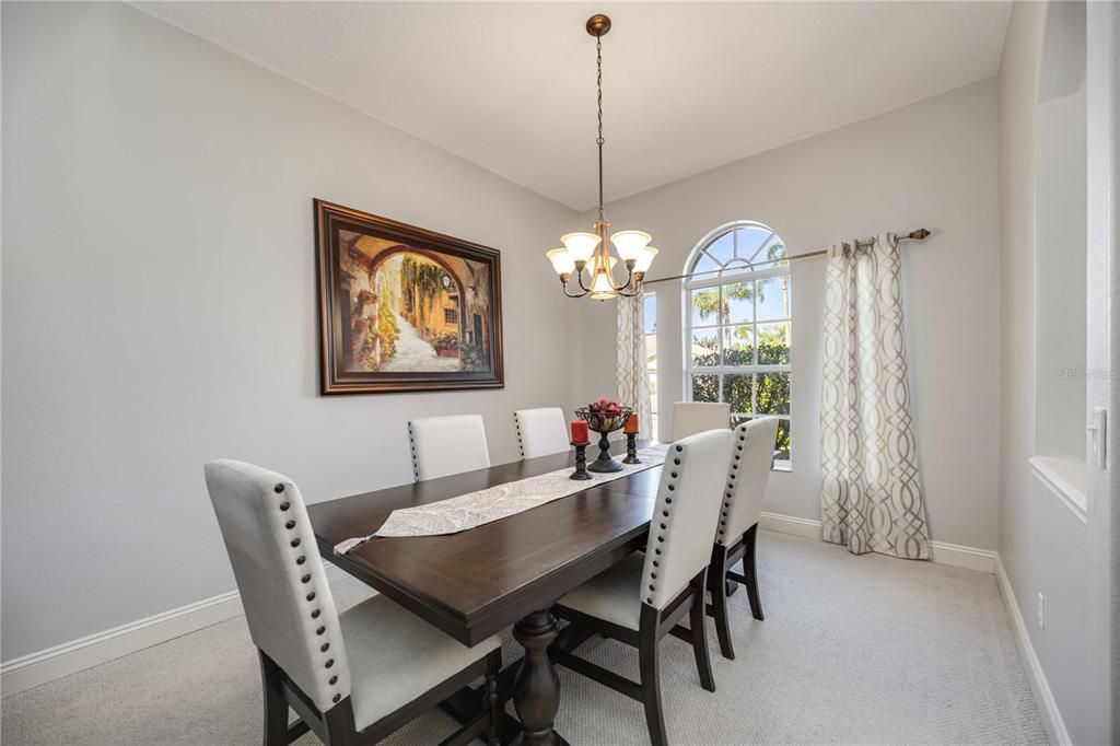 Active With Contract: $715,000 (4 beds, 3 baths, 2826 Square Feet)