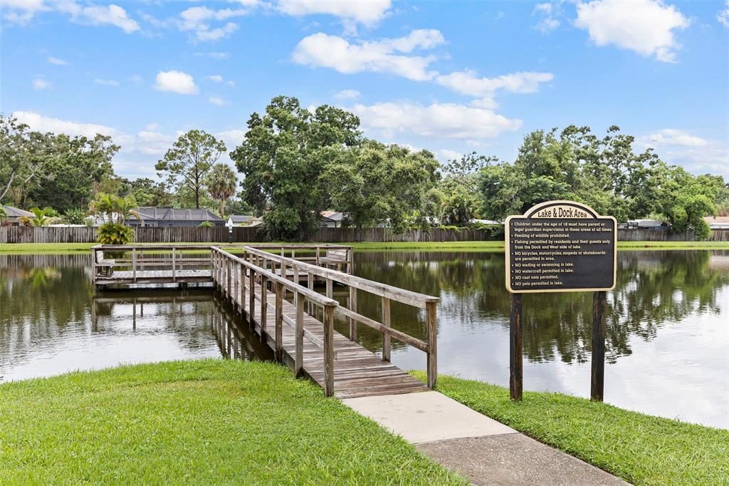 Active With Contract: $196,000 (2 beds, 2 baths, 904 Square Feet)