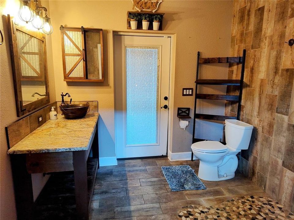 На продажу: $690,000 (3 спален, 3 ванн, 2456 Квадратных фут)