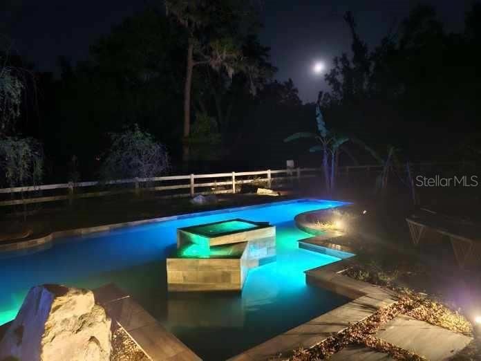 На продажу: $690,000 (3 спален, 3 ванн, 2456 Квадратных фут)